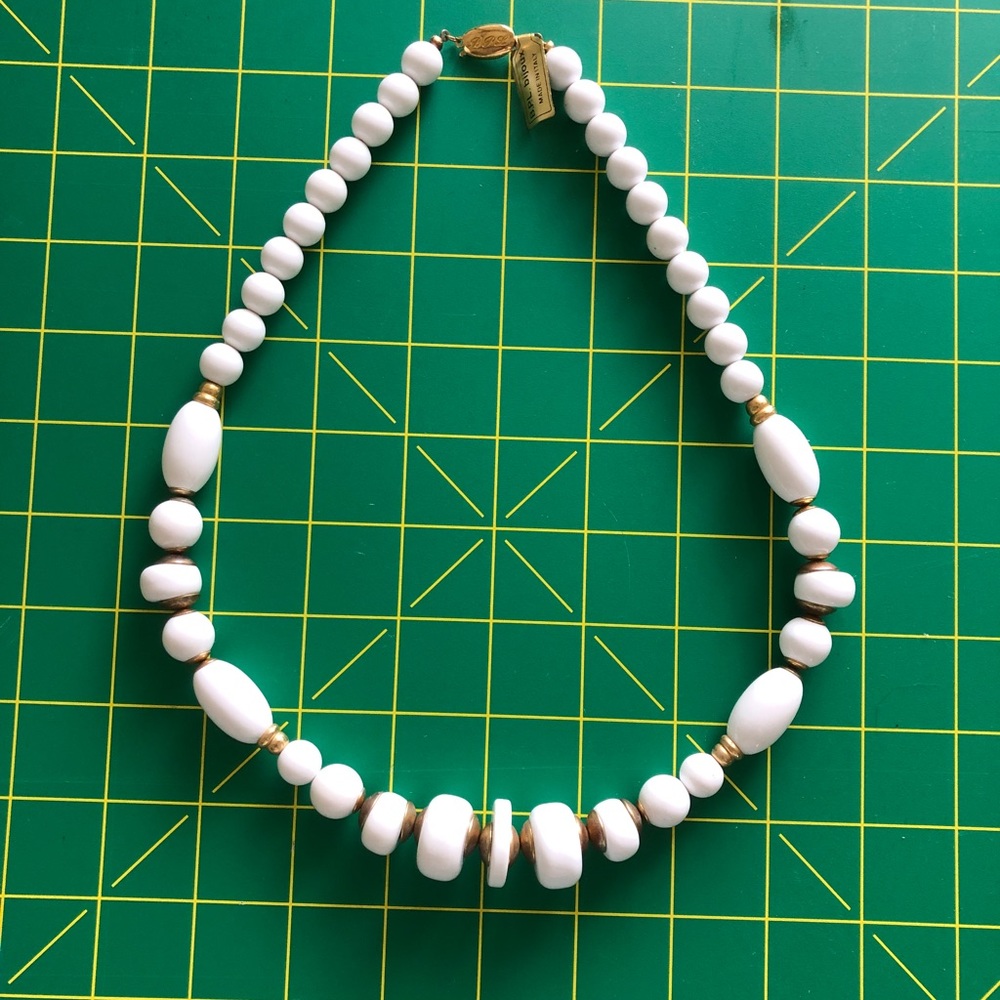 Vintage BPL bijoux costume necklace 24” with tag